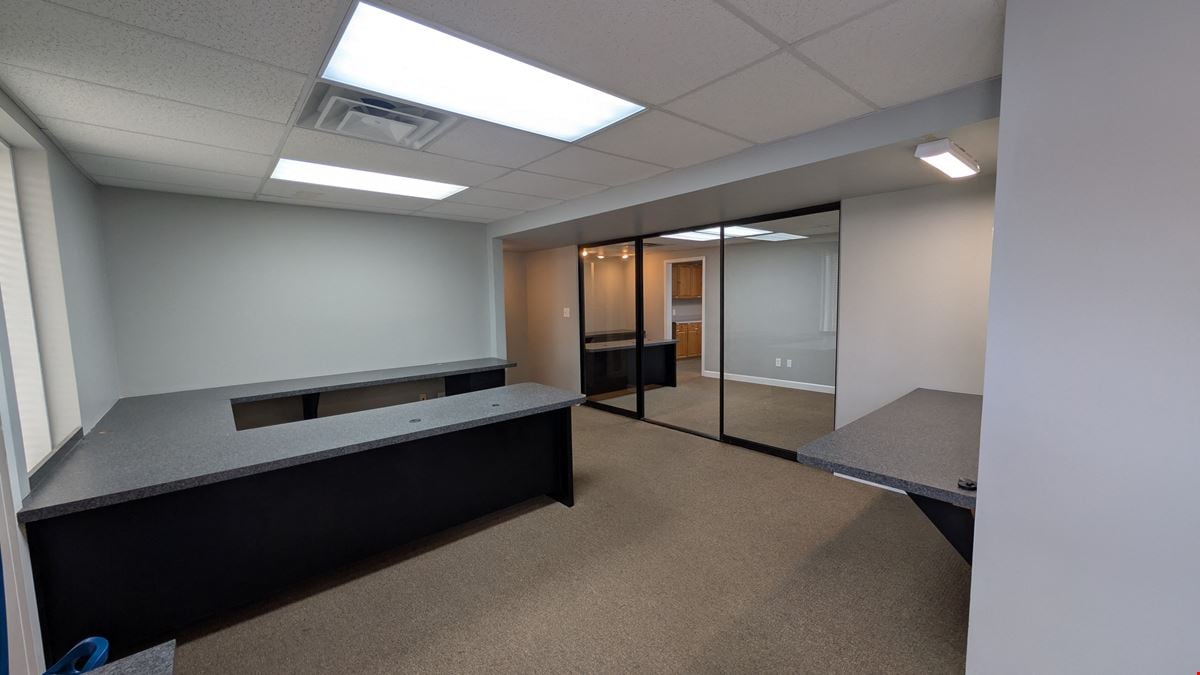 OFFICE/RETAIL BUILDING ON BALTIMORE/K-15