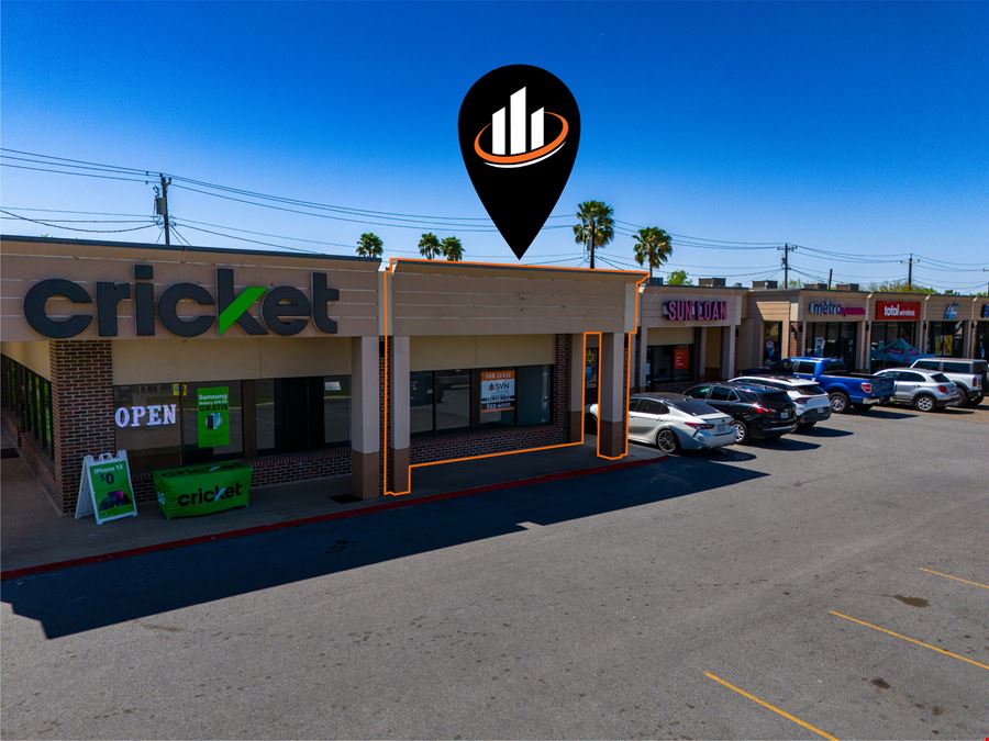 1,683 SF Retail Space | Tyler Square Shopping Center