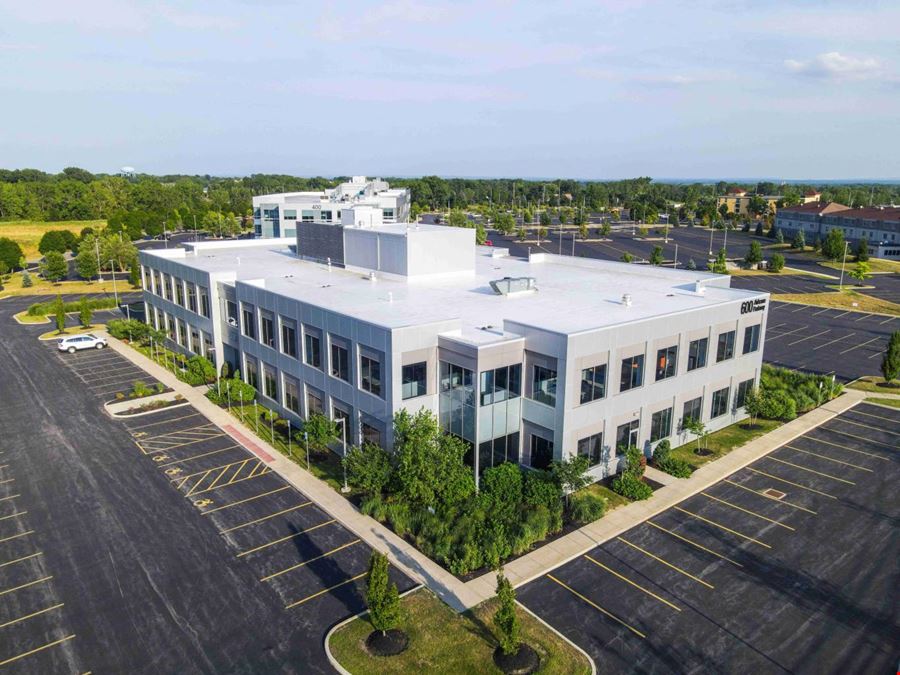 600 Airborne Parkway