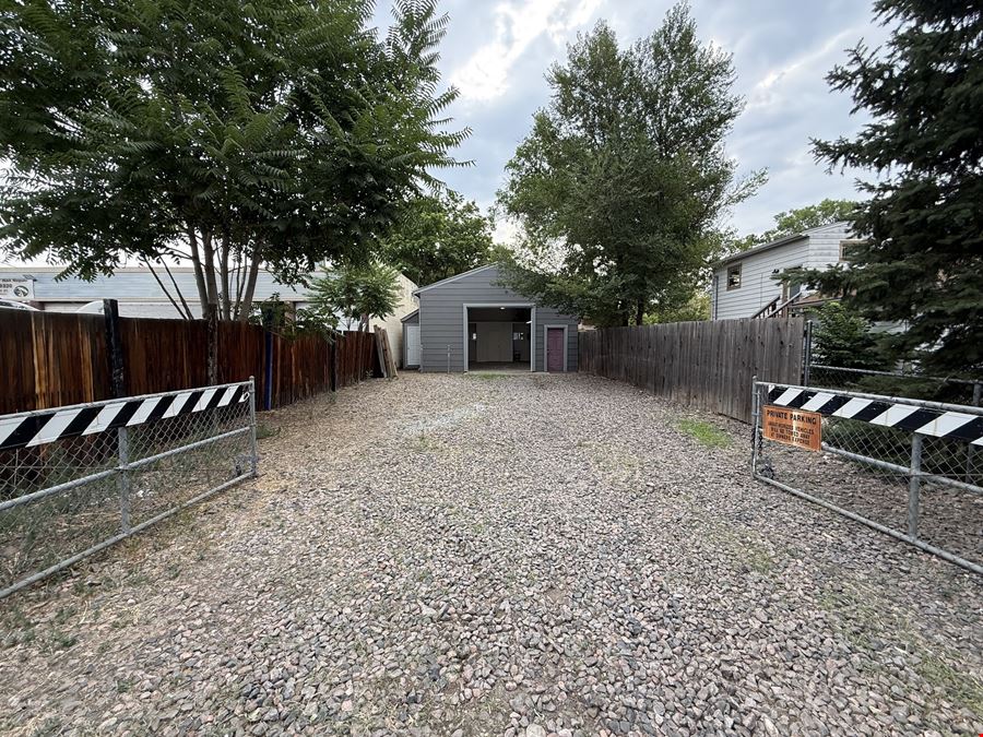 Rare Free Standing Bldg with Fenced Yard