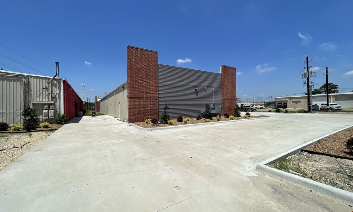 Windfall Plaza Baytown