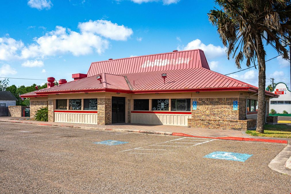 3,116 SF | Former Pizza-Hut | For Sale | 0.49 ± AC | Brownsville, TX