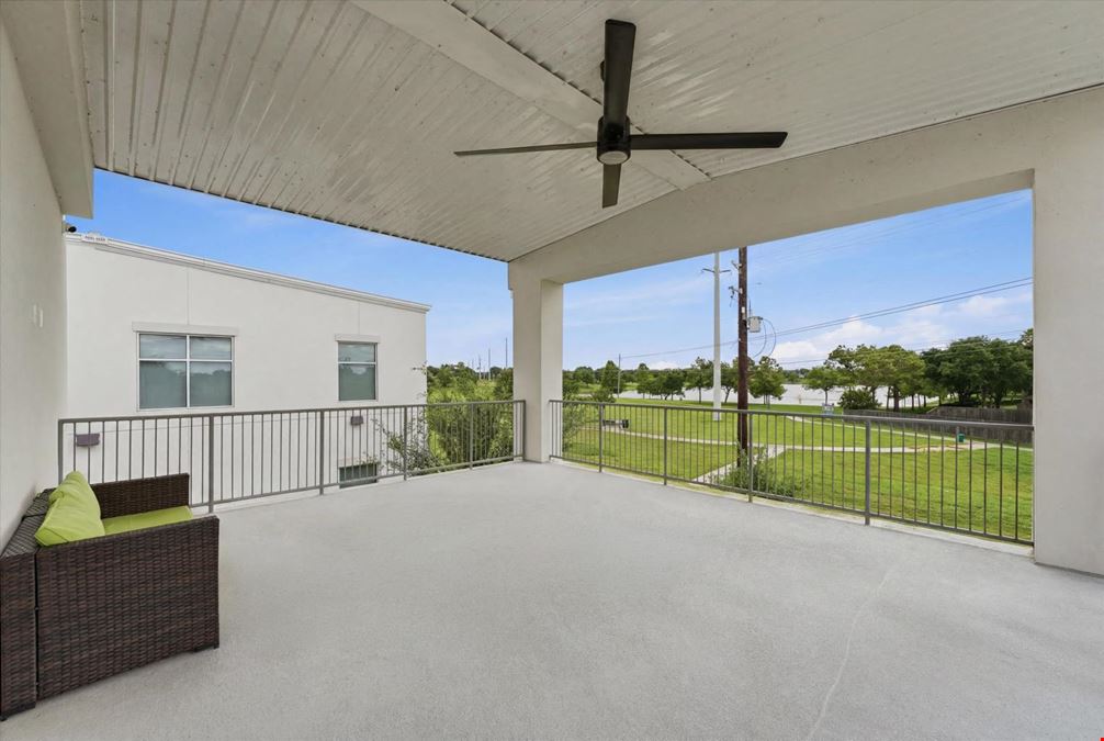2880 Broadway Bend Dr 