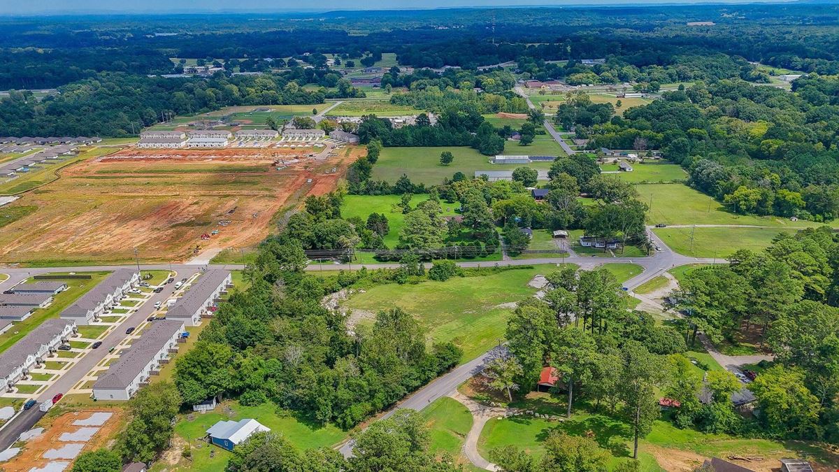 Prime Corner Development Acreage