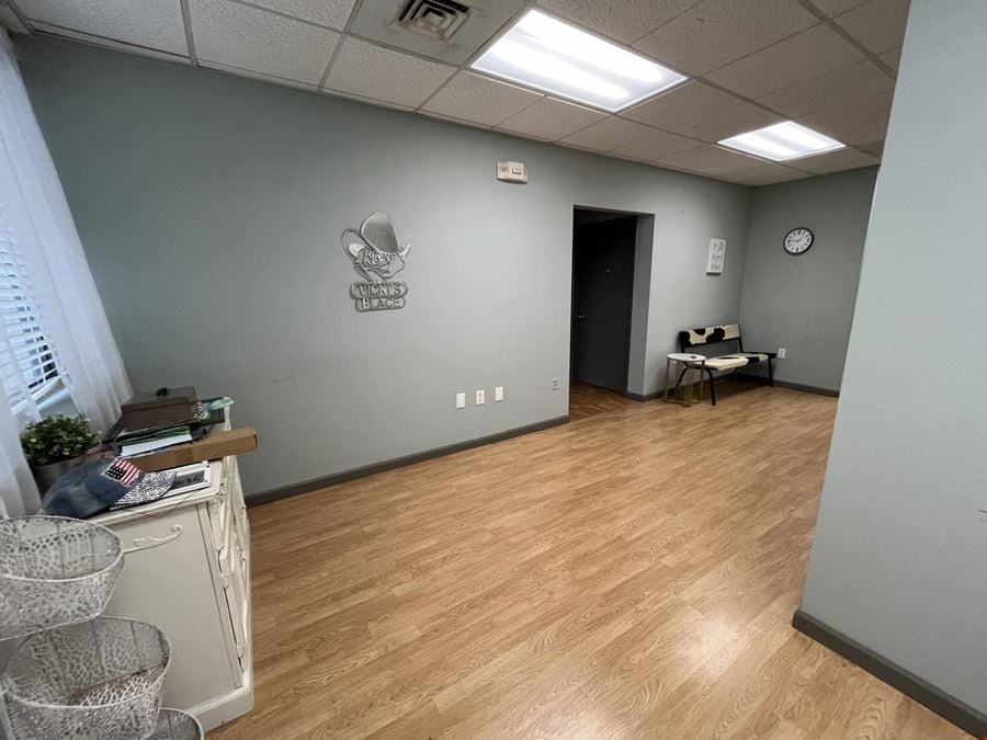 Top Floor Salon/Office Suites
