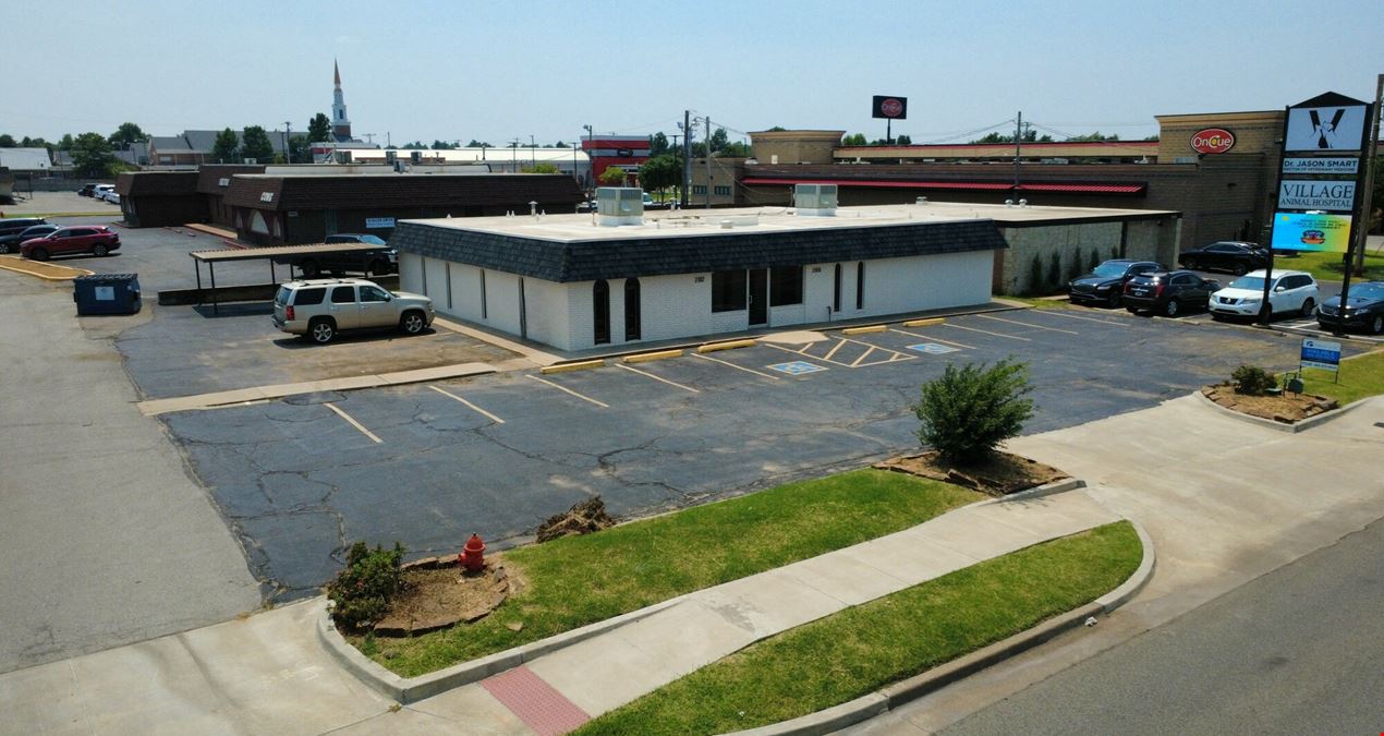 2812 W Hefner Rd