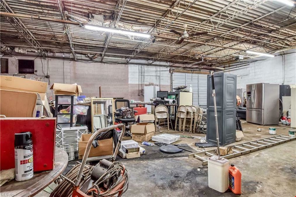 Commercial Venue & Restaurant Opportunity