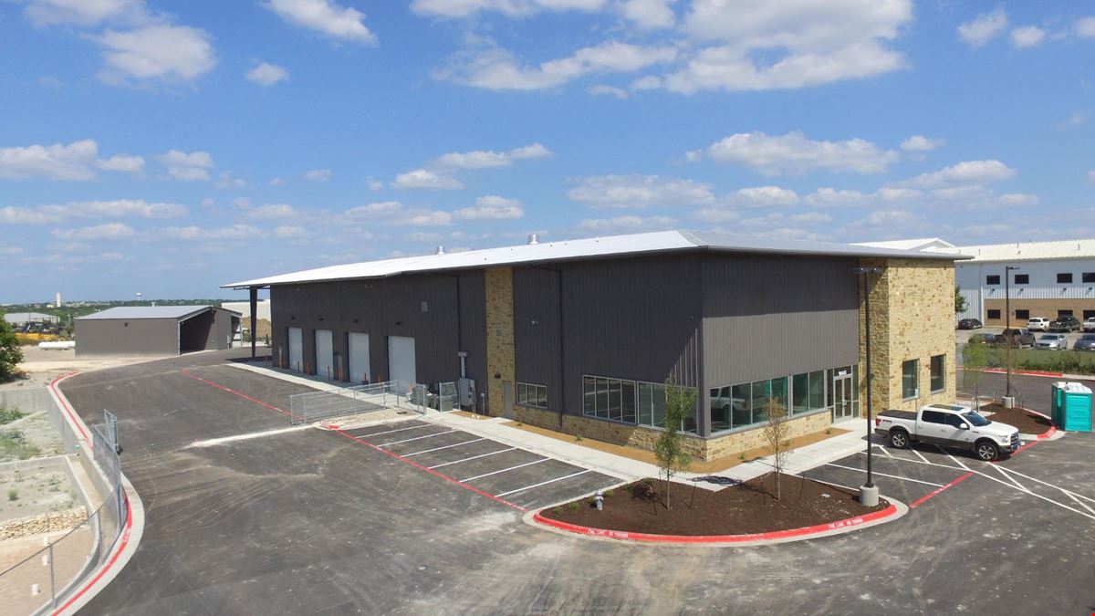 16445 N Interstate 35