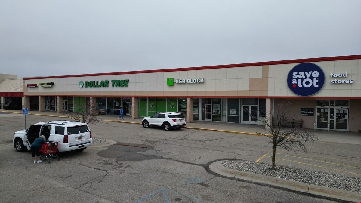 Gladwin Plaza East