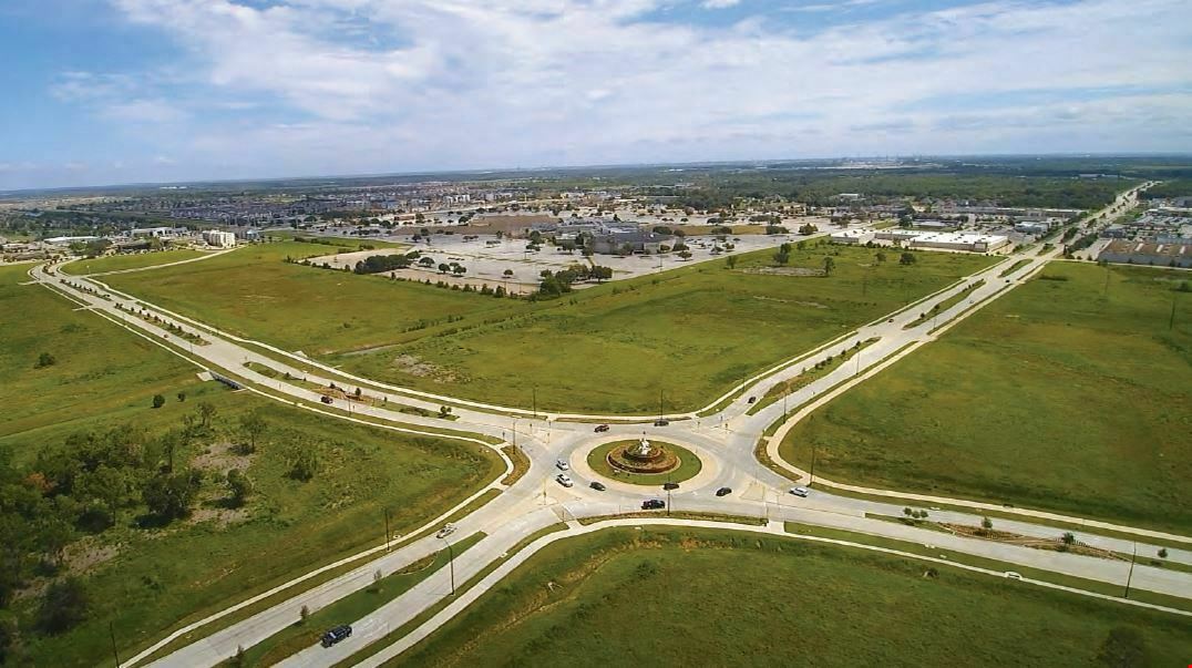 San Jacinto Blvd & I-10