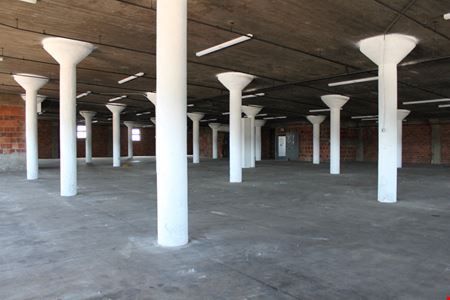 Preview of commercial space at 800-825 SW Adams St.