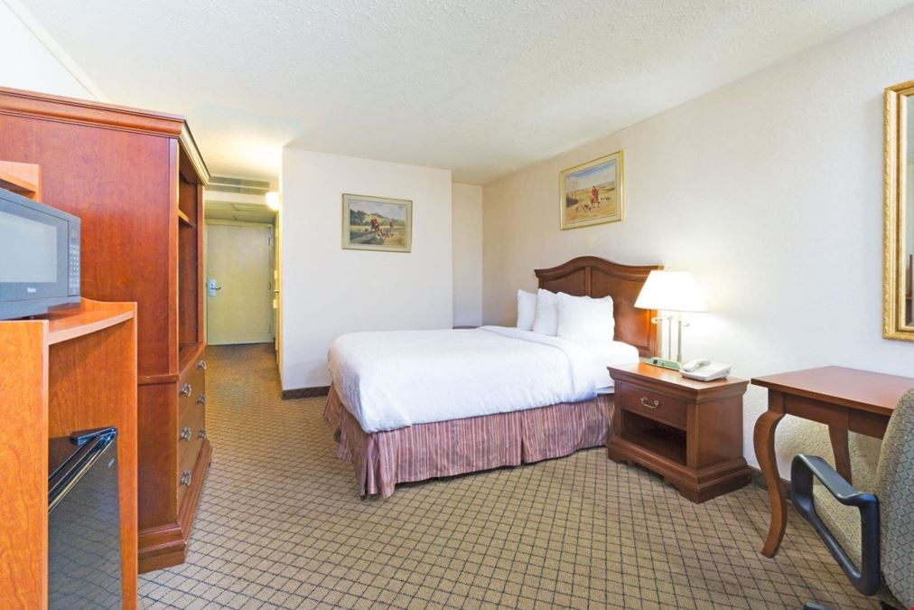 Days Inn - Columbus Airport