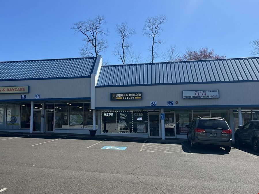 Prime Retail Space At Glenview Plaza
