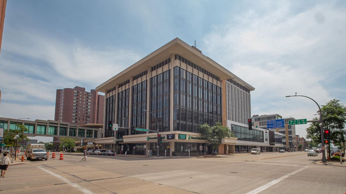 206 S Broadway - Multiple Spaces For Lease