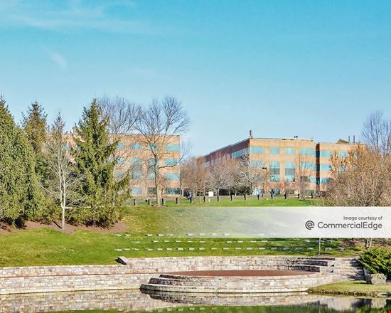 Preview of Office space for Rent at 300 Warren Corporate Center Drive