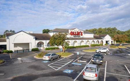Preview of Retail space for Rent at 2551 E Pinetree Blvd