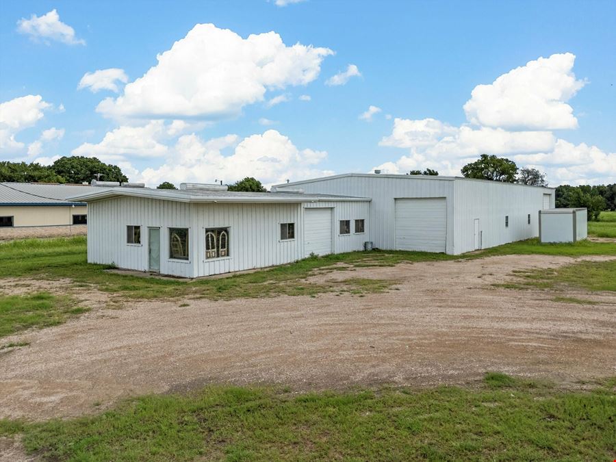 405 N ROBINSON