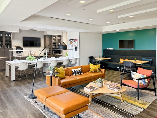 Regus - Irvine - Spectrum Drive
