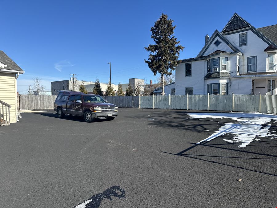 501 Buck St
