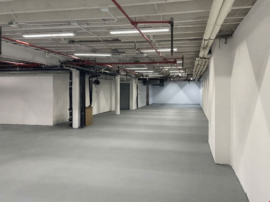 400 - 6,000 SF Flexible Office Space for Lease | 21-25 Flatbush Avenue