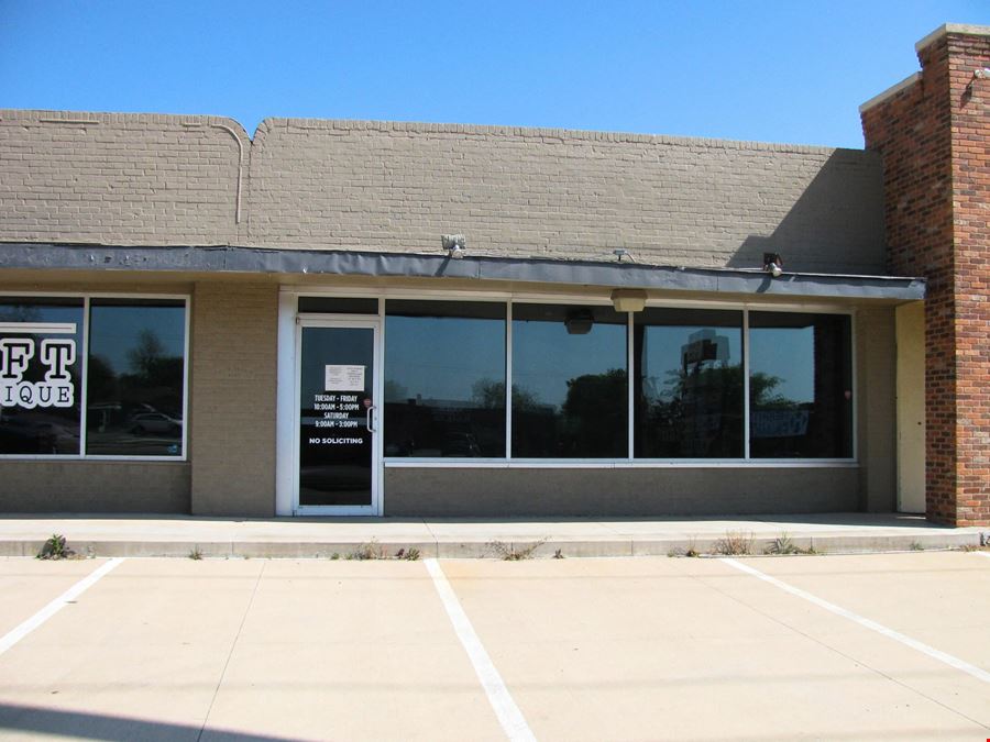 1809-1811 NW Cache Rd.