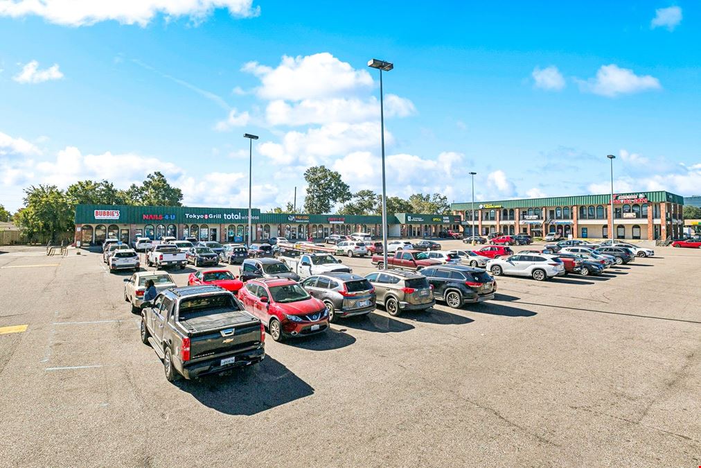 Kenner Center - For Lease