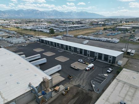Preview of commercial space at 3015 W Directors Row