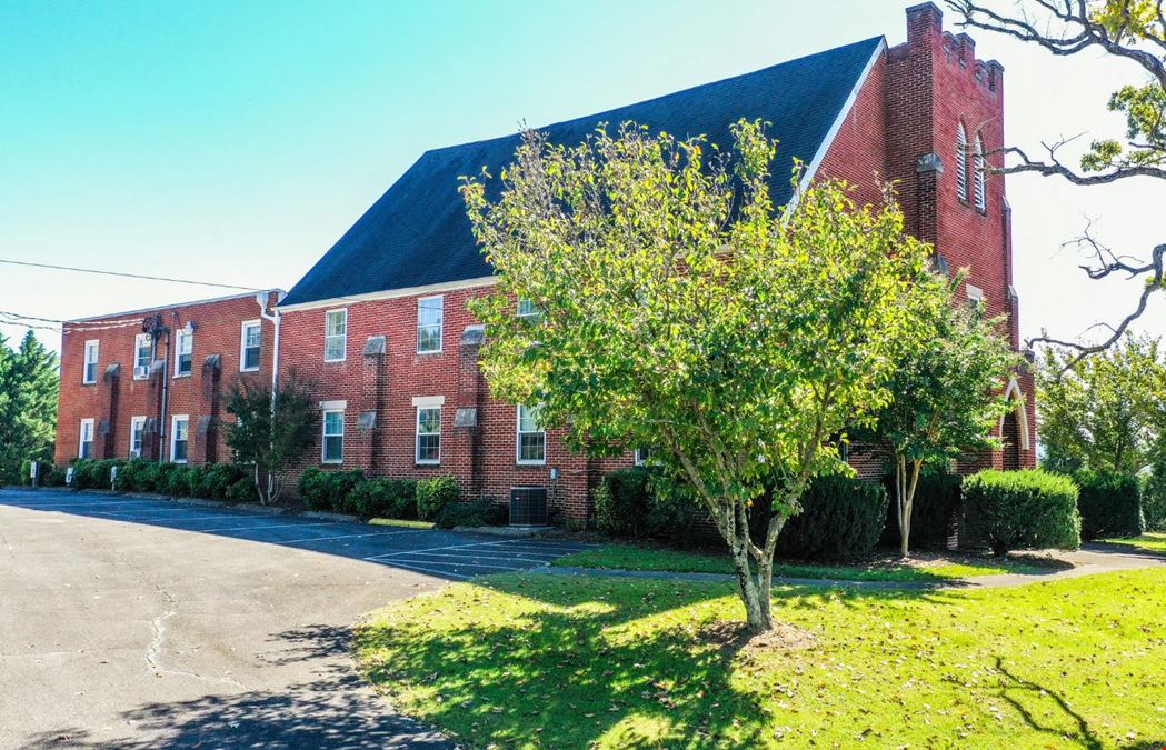 Corner Property | Daleville, VA | Adaptable