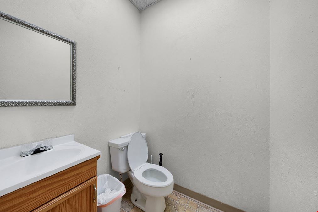 Retail for Lease in Greenville, TX