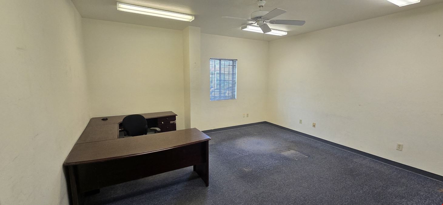 3208 E District St – Palo Verde Industrial Flex