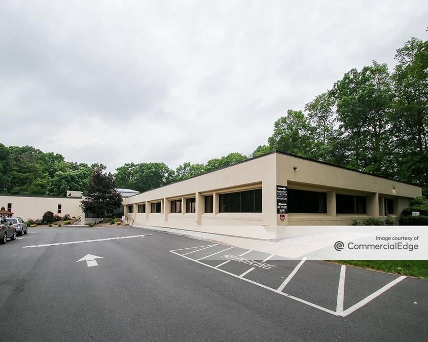 984 Southford Road