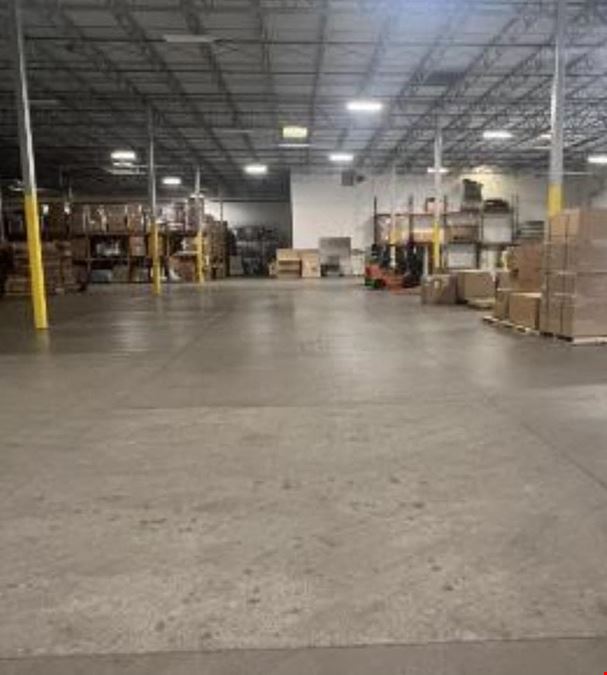 Garland, TX Warehouse for Rent - #1553 | 1,500-25,000 sq ft