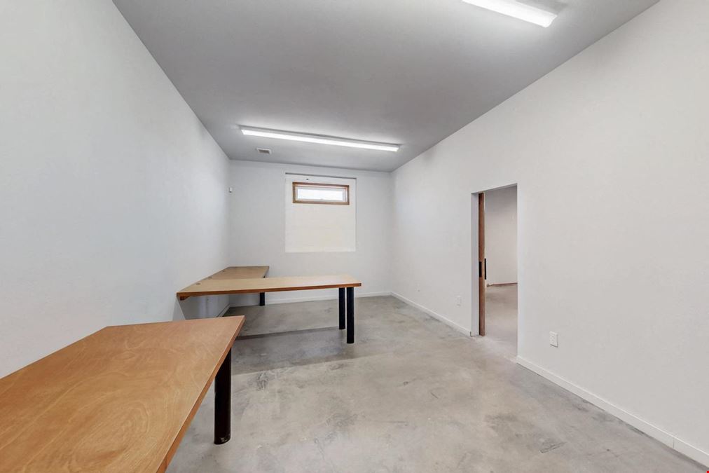 CLASS A LOS RANCHOS OFFICE/RETAIL SPACE
