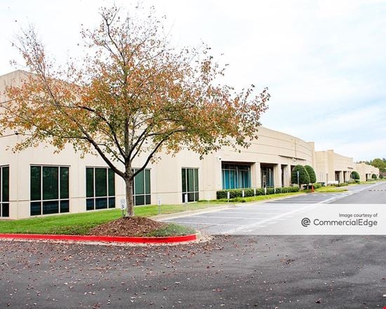Preview of Industrial space for Rent at 2405 Commerce Avenue