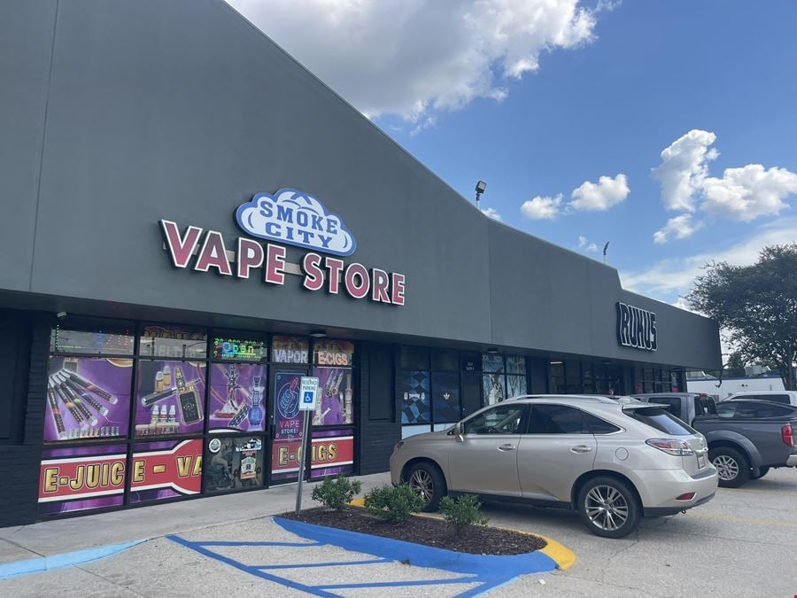 Hard Corner Shopping Center on Jones Creek Rd. for Lease