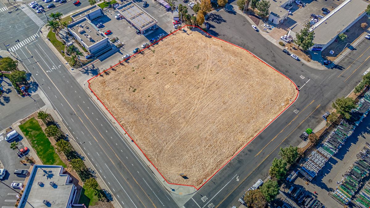 SE of Elsworth St and Cactus Ave