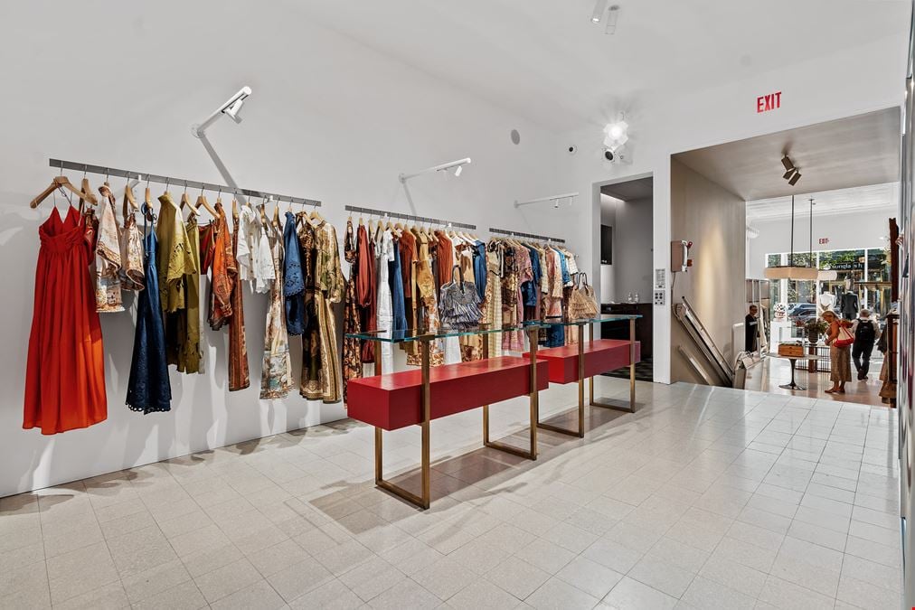 83 Newbury St