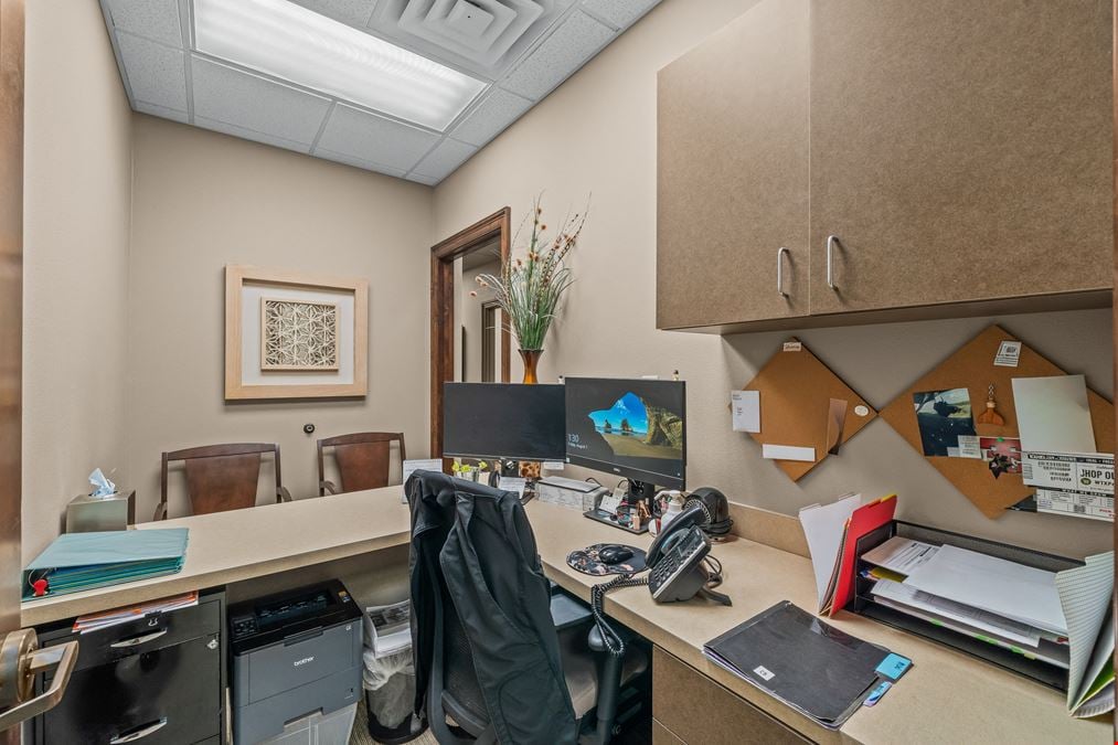 7515 Quaker Suite 200