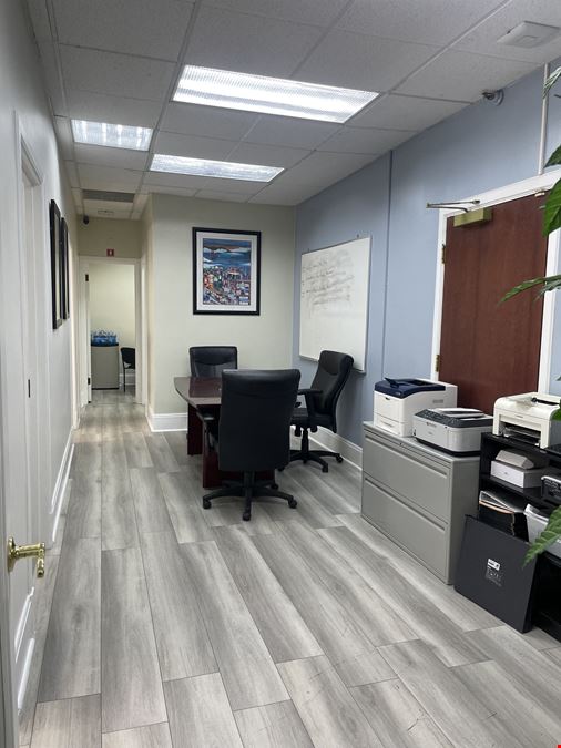 For Lease: Plus & Play Office Space in Union Sq., San Francisco - 490 Post, Suite 1625