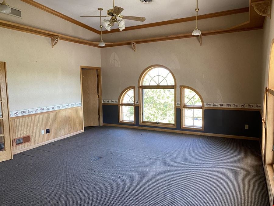 2705 Happy Joe Drive, Bettendorf, IA
