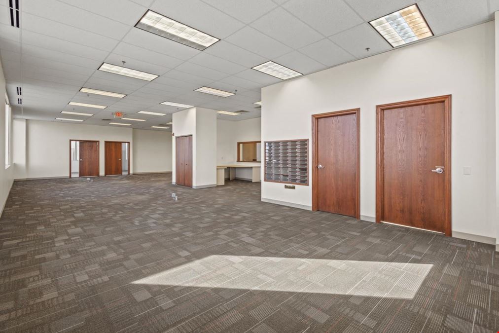 9645 Lincolnway Lane