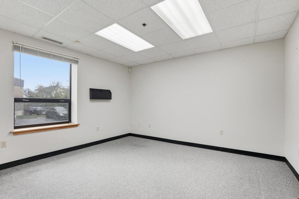 Industrial flex Space for Lease in Newburyport Seacoast Business Park