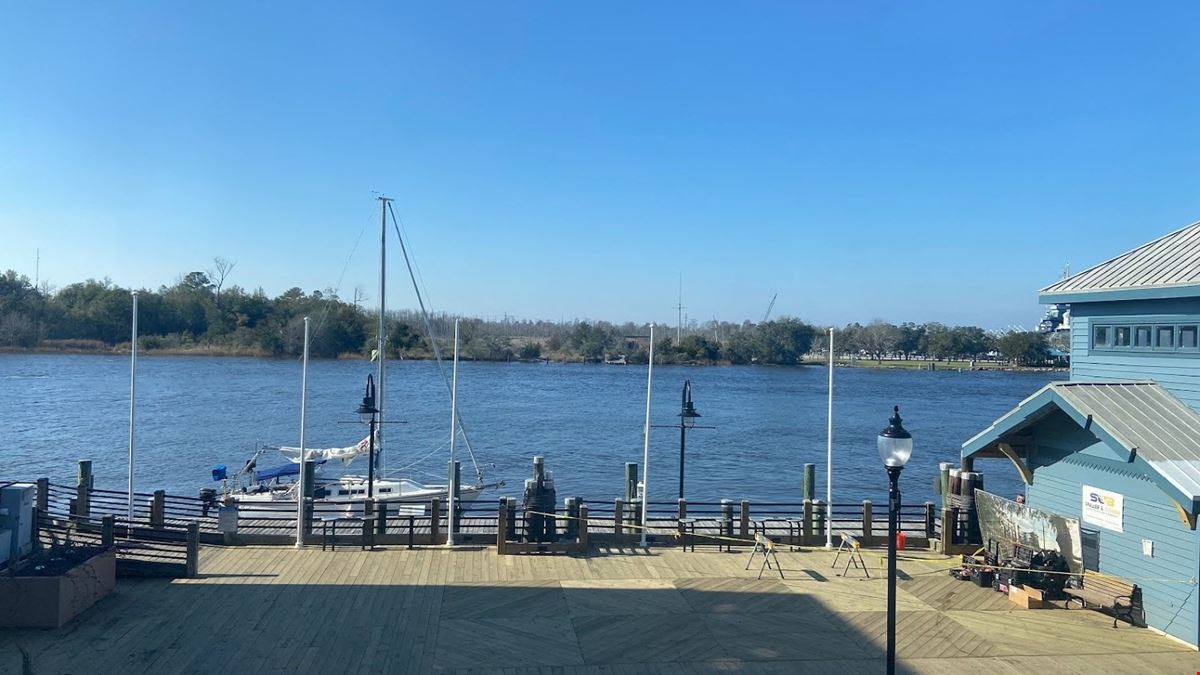 Cape Fear River Waterfront Commercial Space