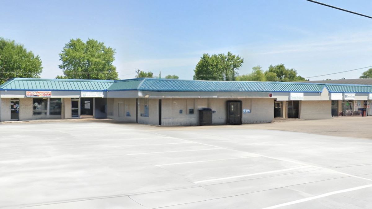 Value-Add Shopping Center with Cash Flow