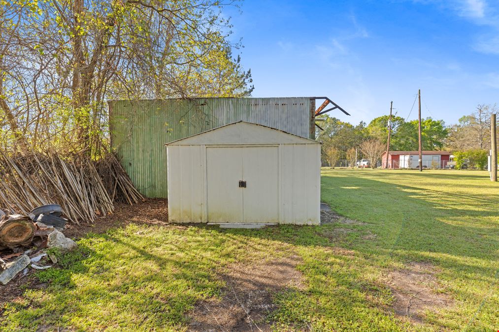 Mixed-Use Property For Sale | Residential Home + Workshop on Spacious Acreage