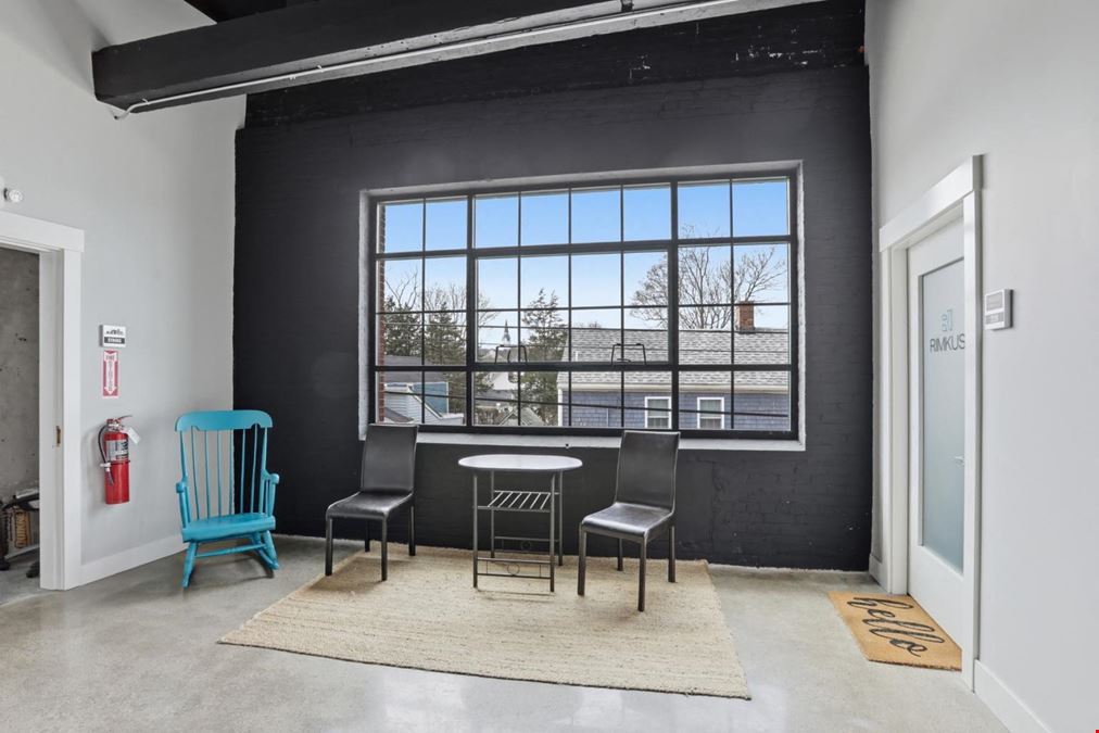 565sf Office Suite for Lease in Amesbury, MA
