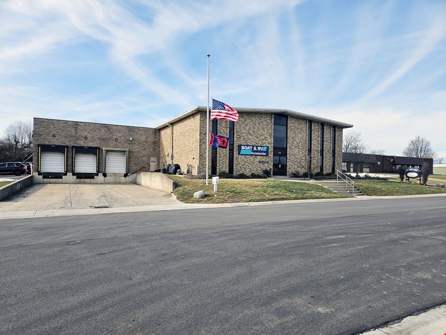 Centerville - Suburban Road Industrial Building