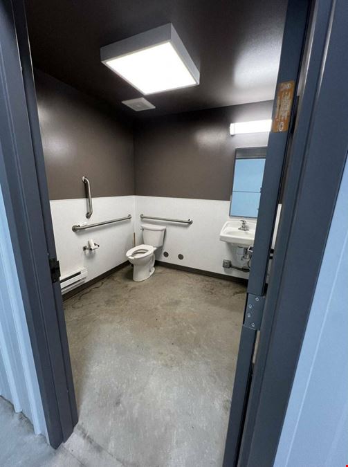 3475 AJ Way Unit B104