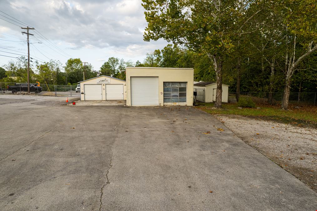 2.58 Acres Commercial Land / Outdoor Storage