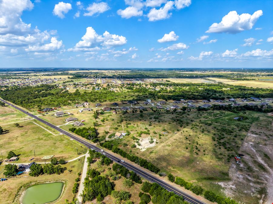 Land Multi-Family Development in Oak Ridge - 7348 N State Highway 34